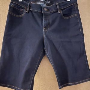 Old Navy RockStar Bermuda shorts